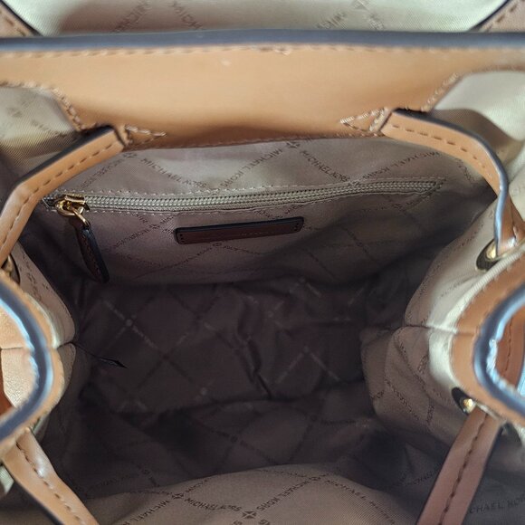 Michael Kors Jet Set Medium Pebbled Leather Backpack NWOT - Picture 9 of 13